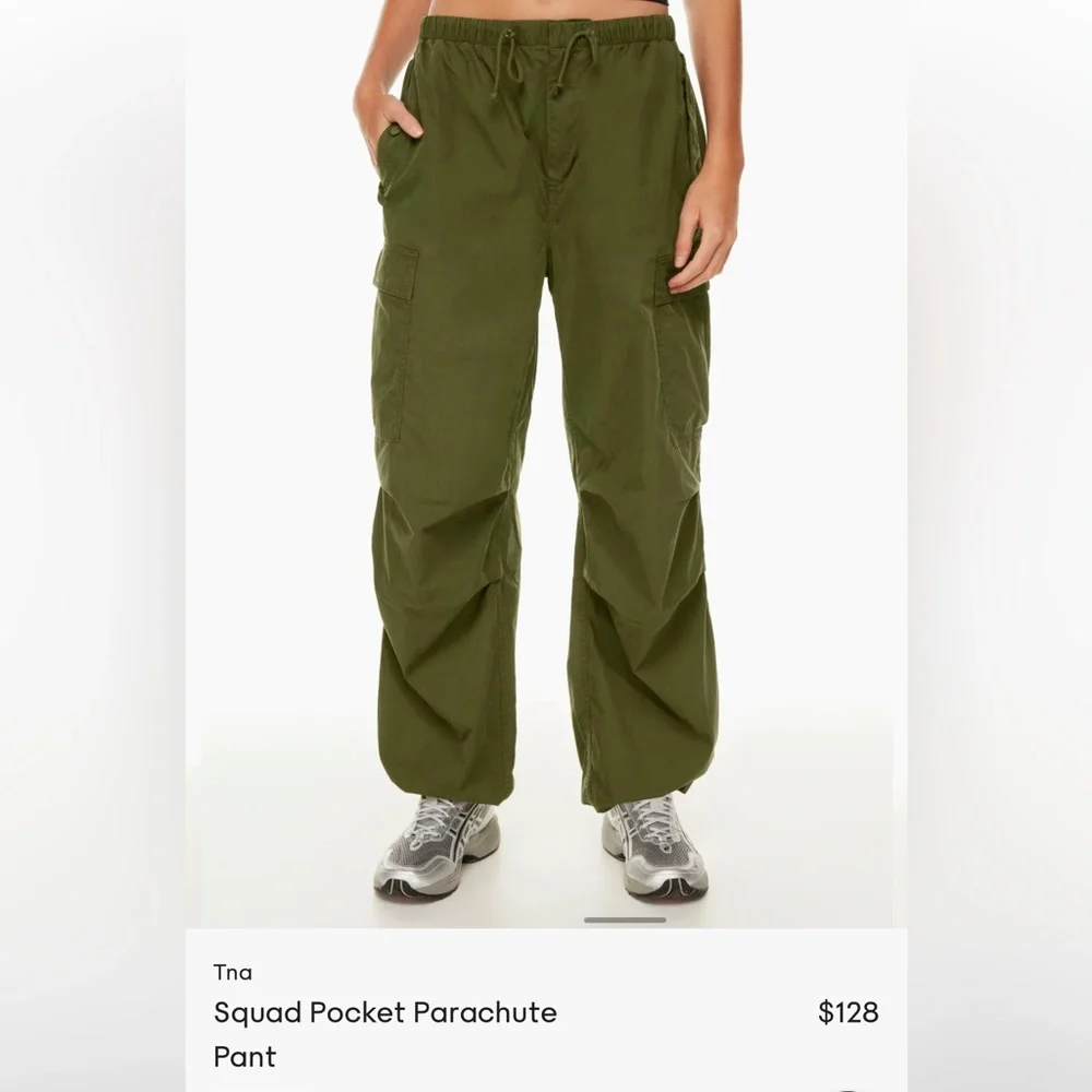Aritzia TNA parachute pants BLACK - Picture 3 of 6